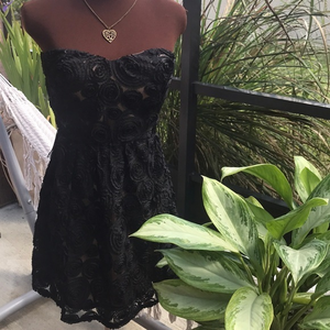 Ci Luce black floral rosette little‎ black dress LBD